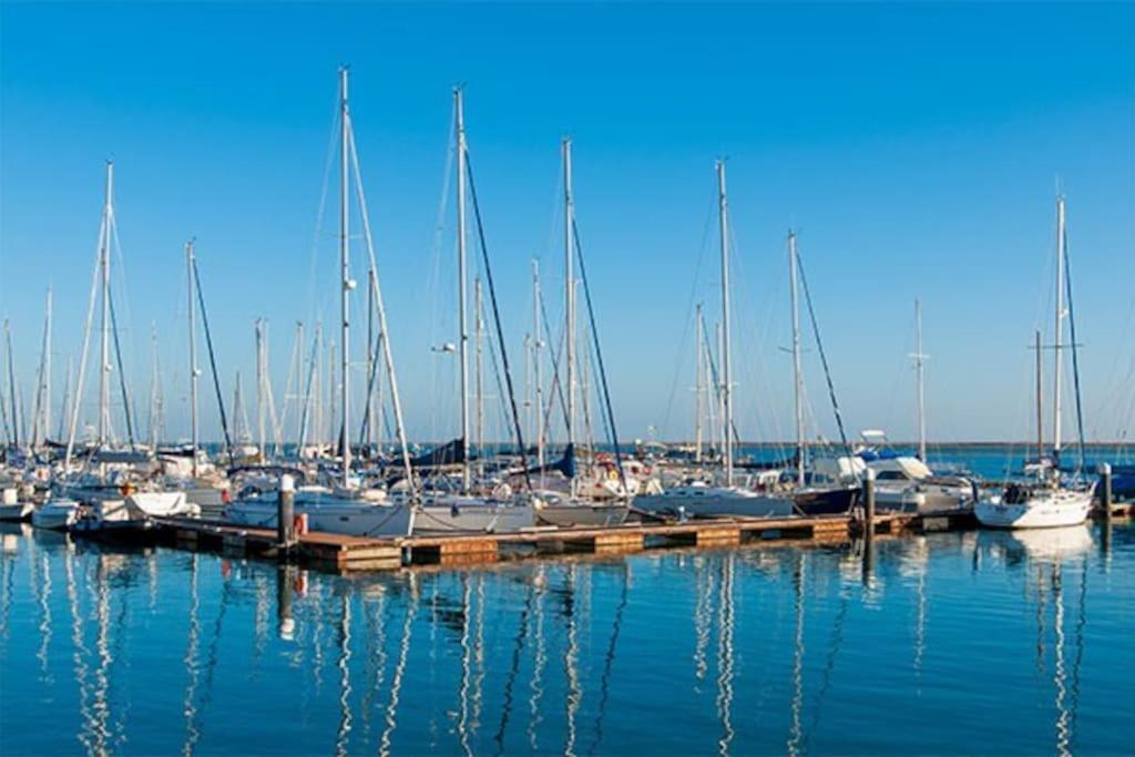 A Gaivota Ria Formosa Waterfront Lux Apart With Pool, Olhao, Algarve Bagian luar foto